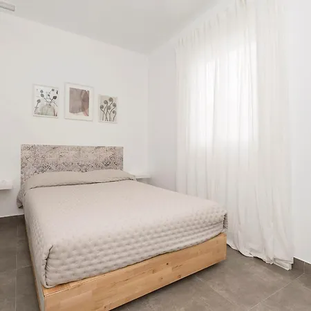 Urban Palace (adults Only)
